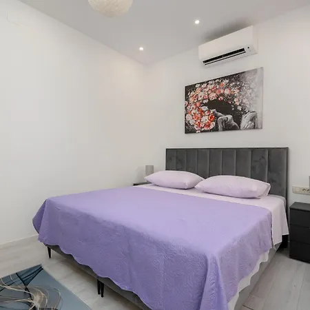 Old Town Bunaca Apartment