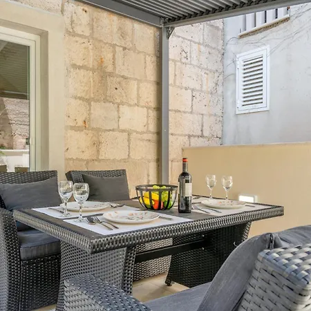 דירה Old Town Bunaca