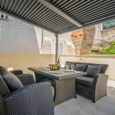 Old Town Bunaca Дубровник